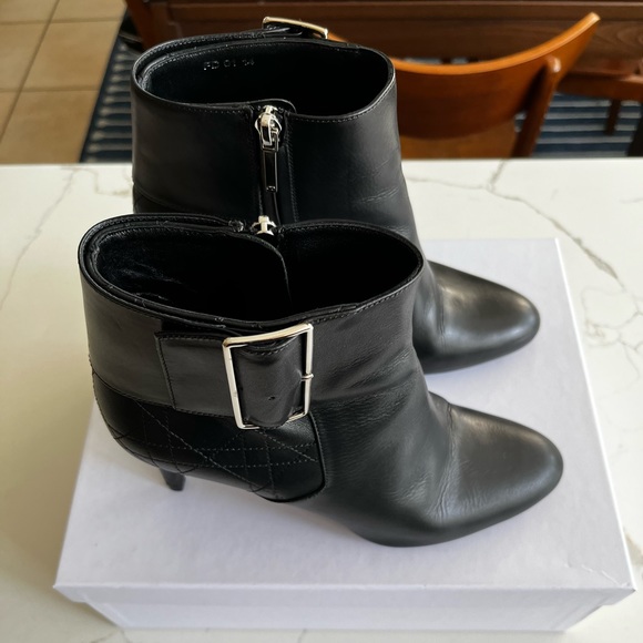 Dior Graphic Low Boot (8 centimeters) - Picture 3 of 5